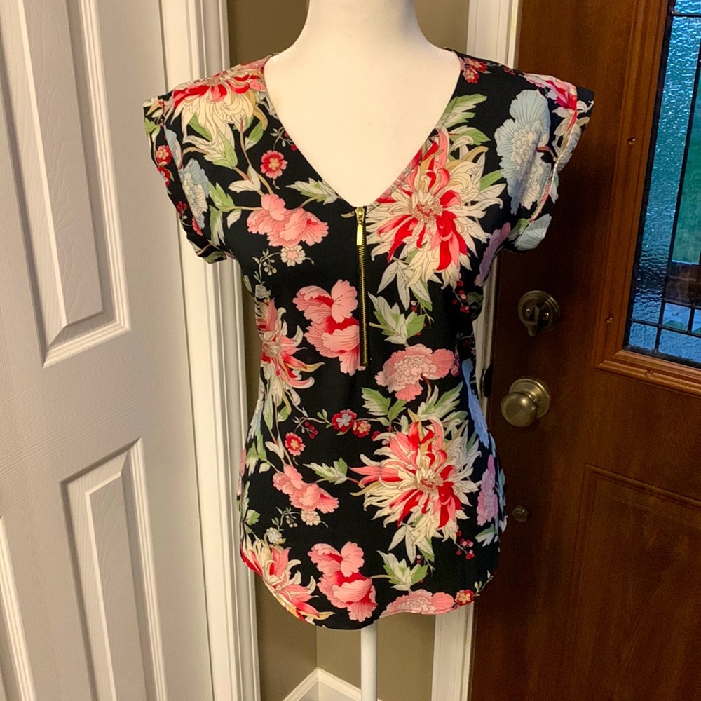 EXPRESS Floral Cap Sleeve Blouse